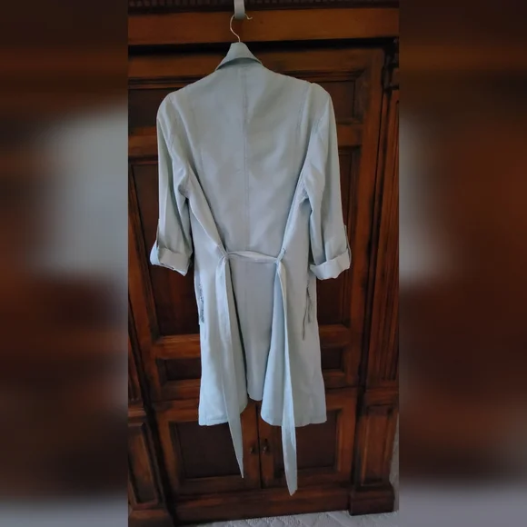 Women'BCBG Light Weight, Cotton Blend Coat/Duster/Trench Coat -  Size Large - Picture 6 of 7